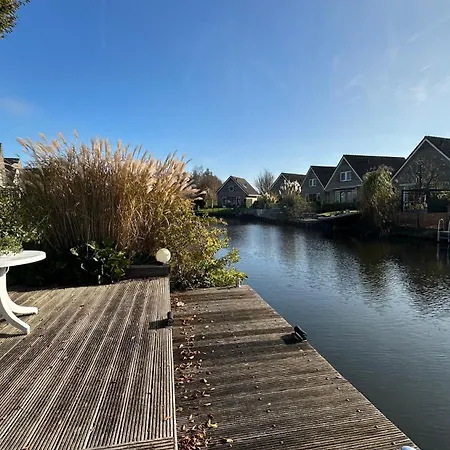 Ijsselmeer 度假居